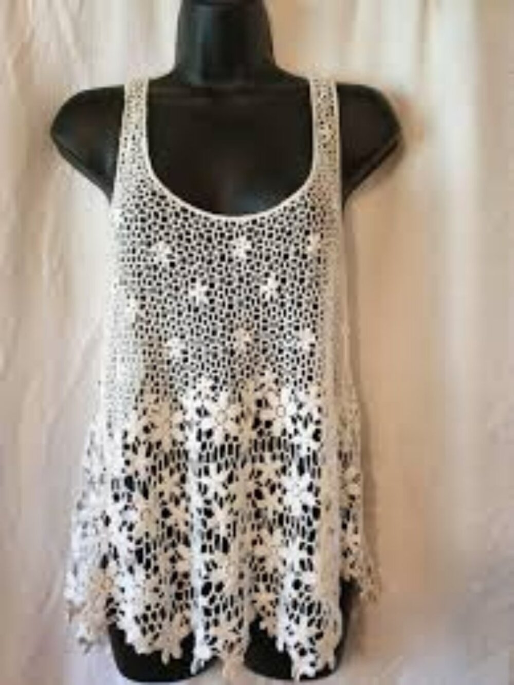 Fang Cream Daisy Crochet Cover Up Tank Top S